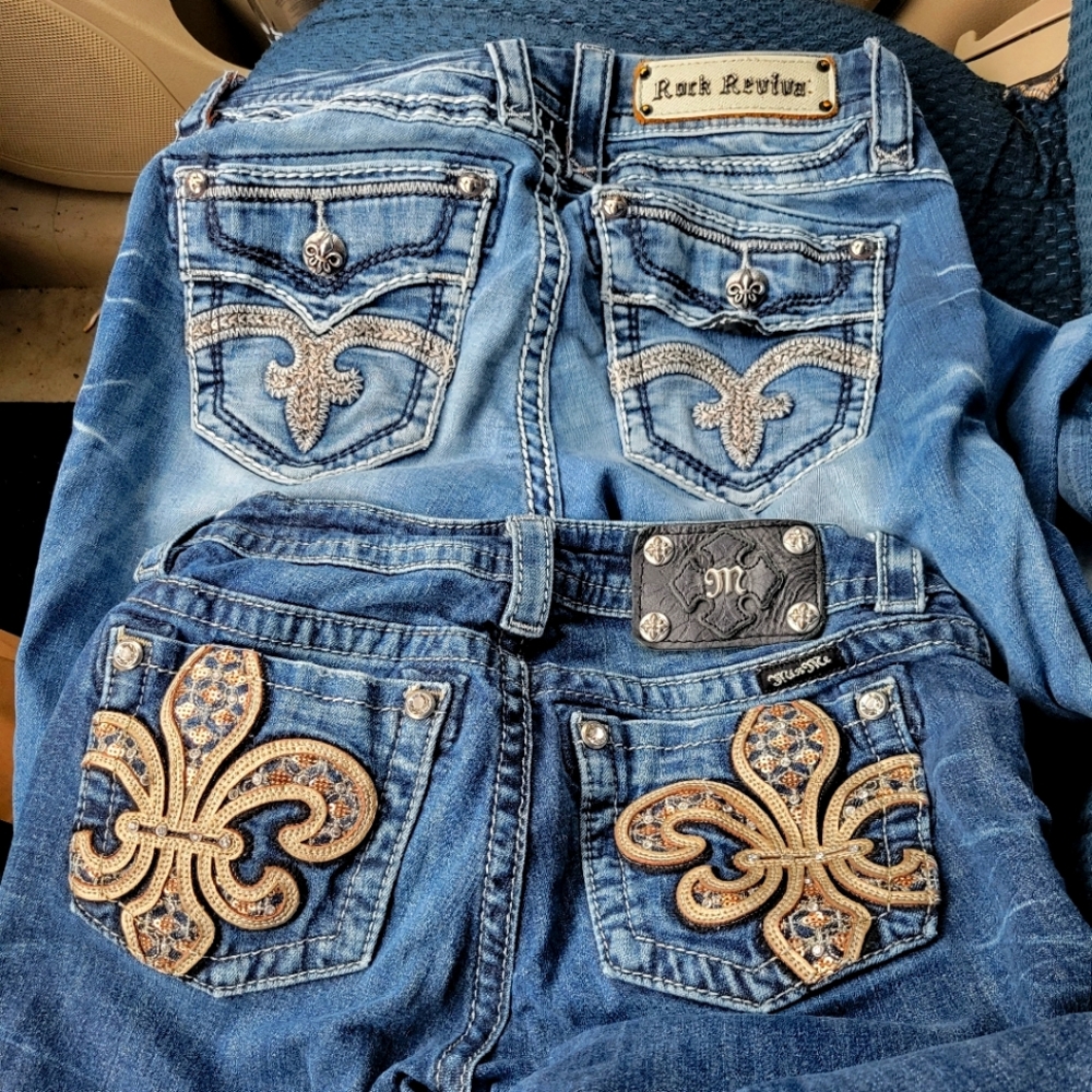 ROCK REVIVAL & MISS ME JEANS
